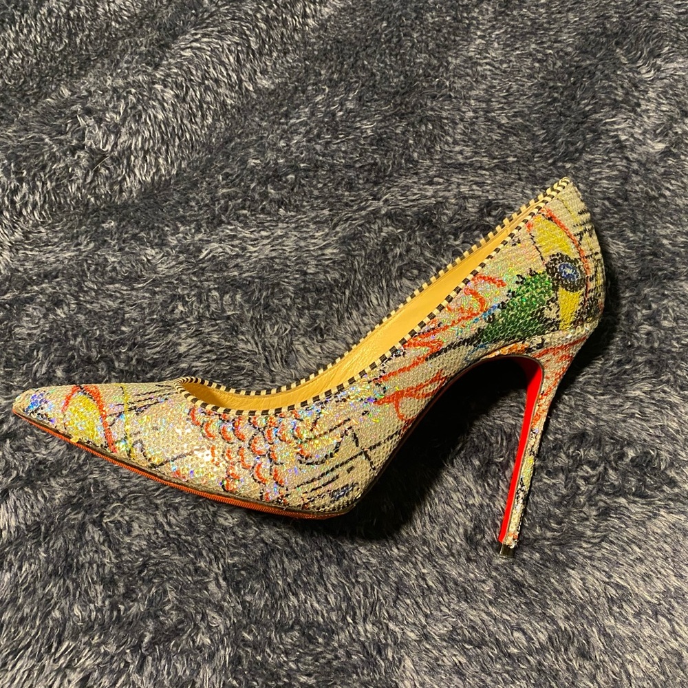 CHRISTIAN LOUBOUTIN - Picture 10 of 14
